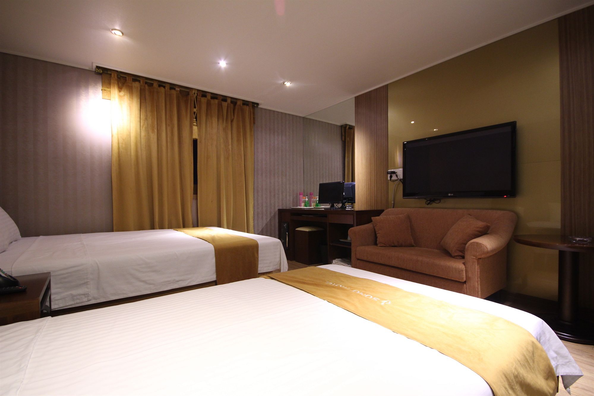 Sono Hotel Kjongdžu Exteriér fotografie